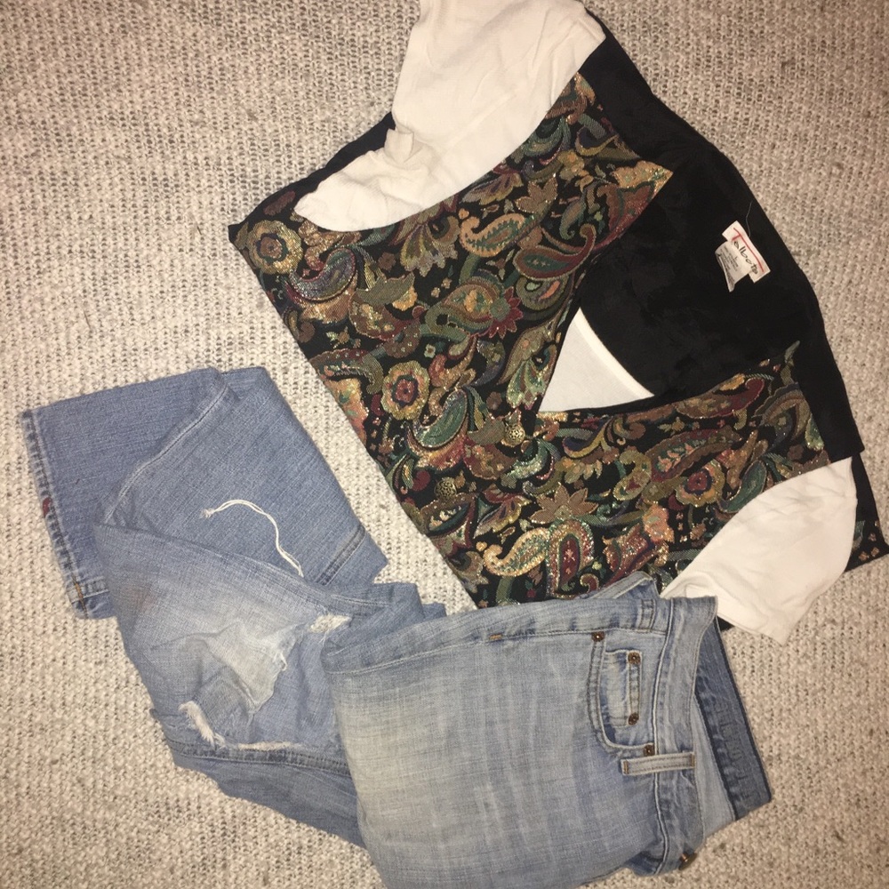 SOLD Retro Vest 🤓